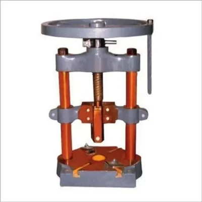 Read more about the article Manual Paper Plate Making Machine